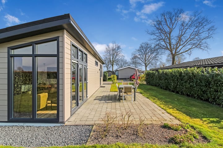 Foto 3 van Lijsbeth Tijsweg 7-72A