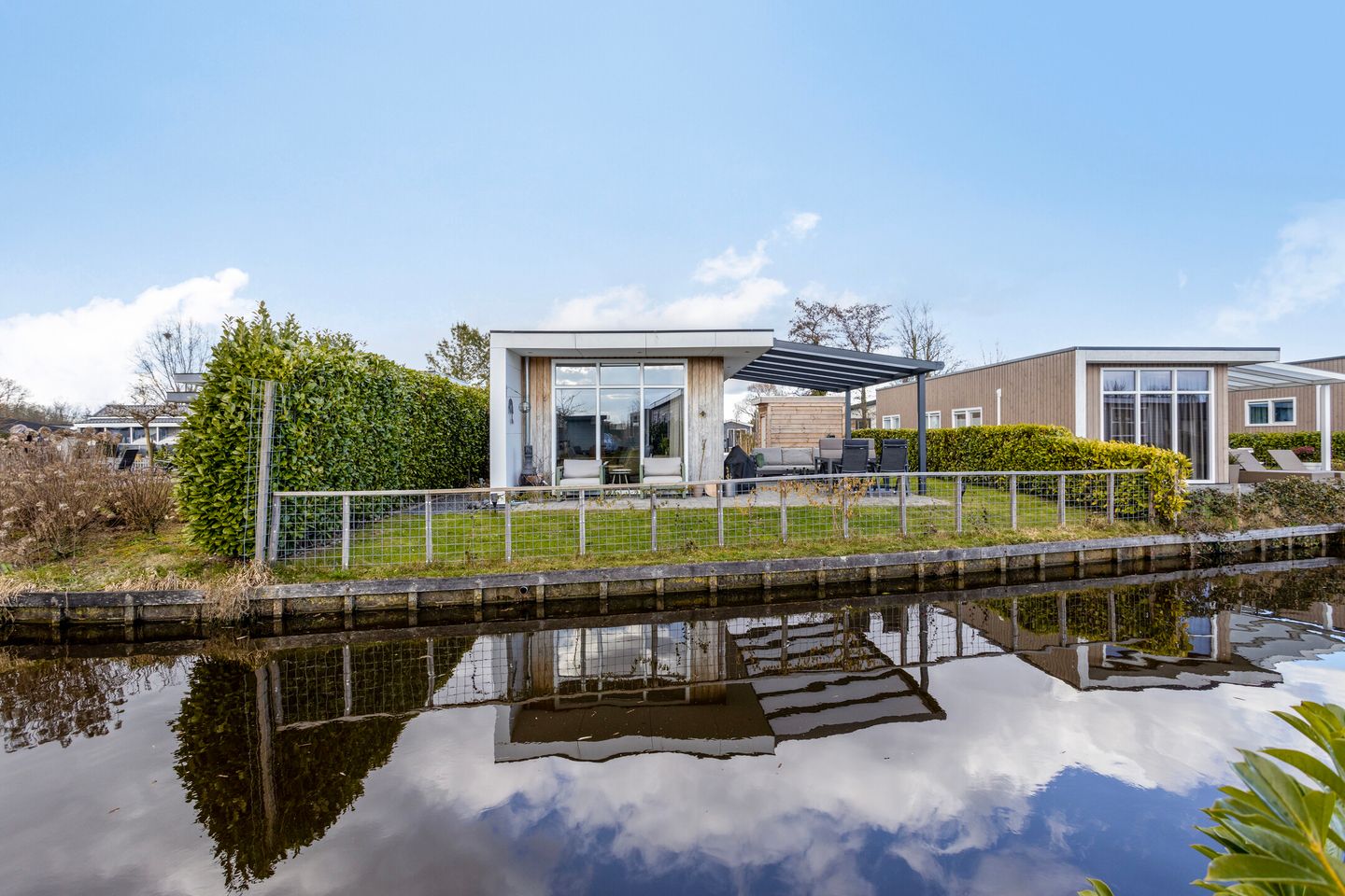 Foto 4 van Klein Hitland 221-A