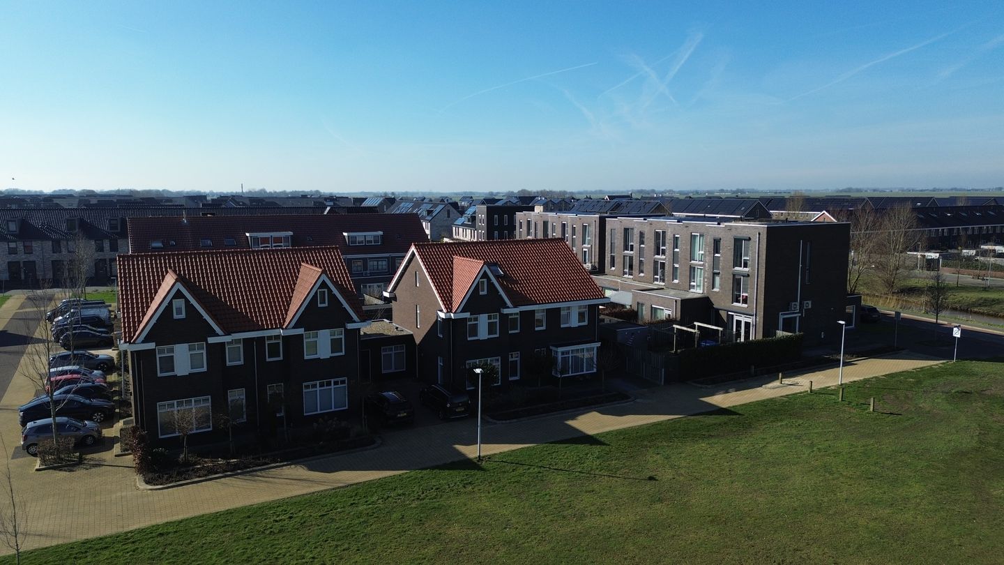 Photo 34 of Van Leeuwenpad 23