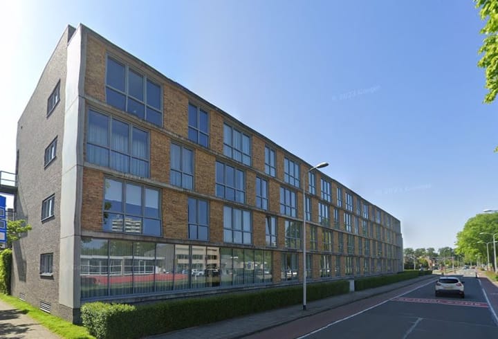 Photo 4 of Dr. J. W. Paltelaan 14-G