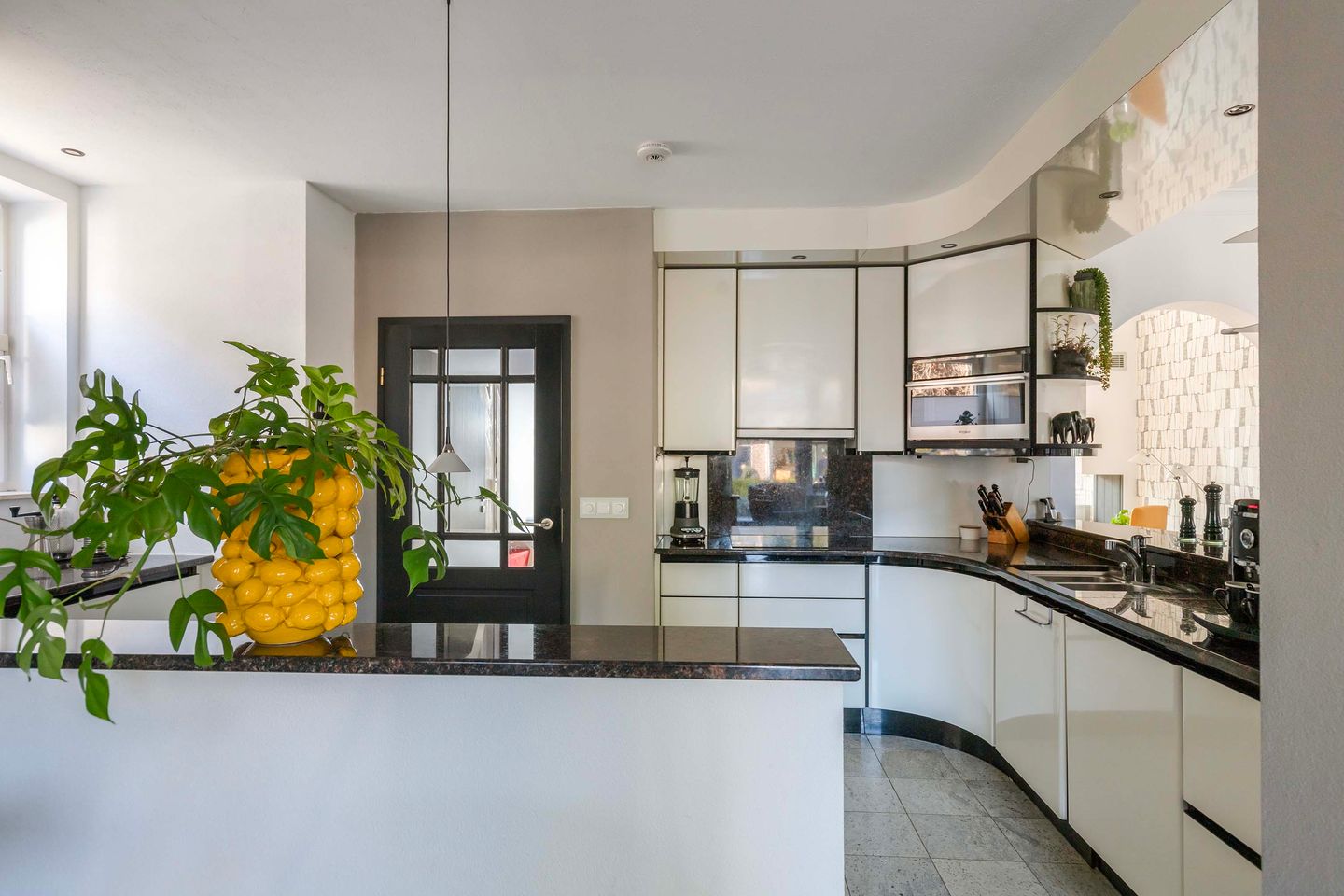 Photo 14 of Badhuisweg 86