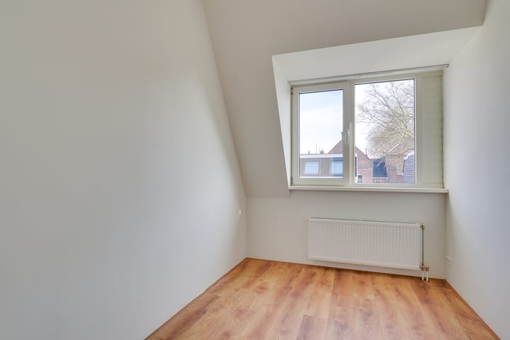 Photo 32 of Hopakker 75