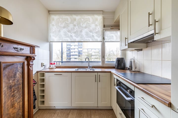 Foto 3 van Van Moerkerkenlaan 76