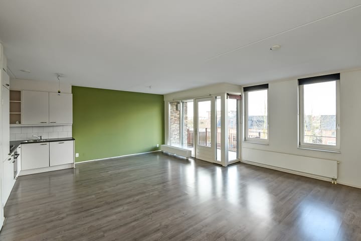 Foto 7 van Basilica 75