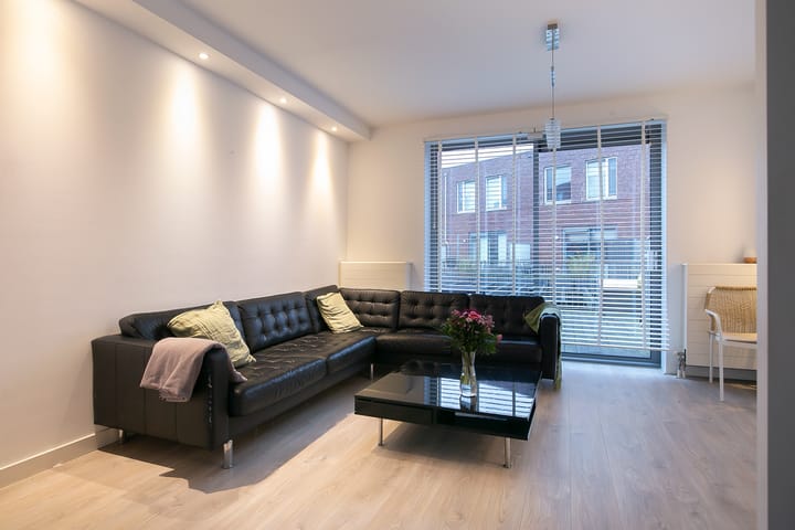 Foto 10 van Zwaanshals 232