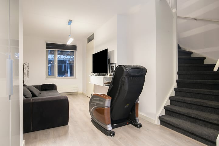 Foto 13 van Zwaanshals 232