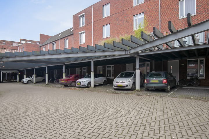 Foto 32 van Zwaanshals 232