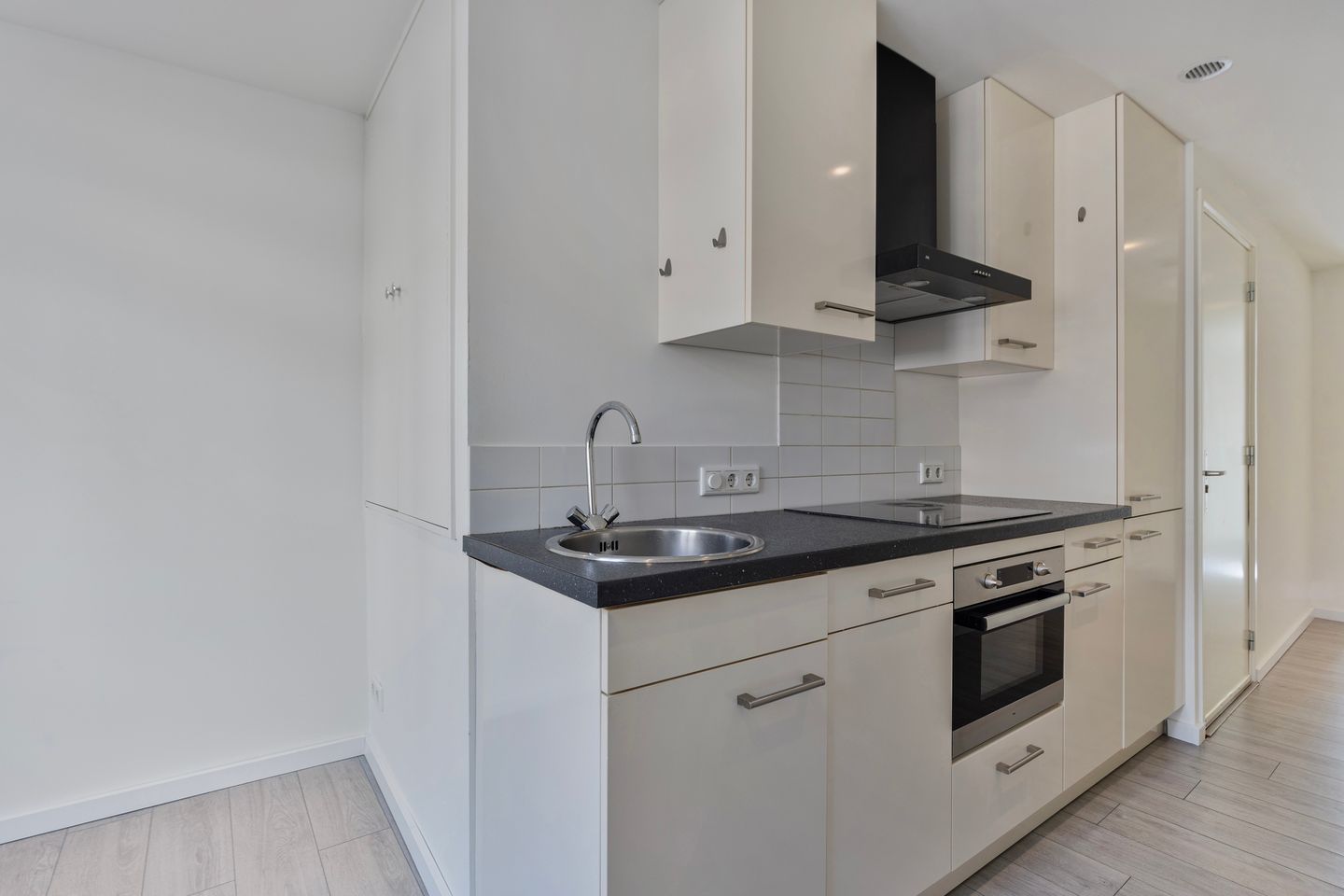 Foto 4 van Tongersestraat 47-B