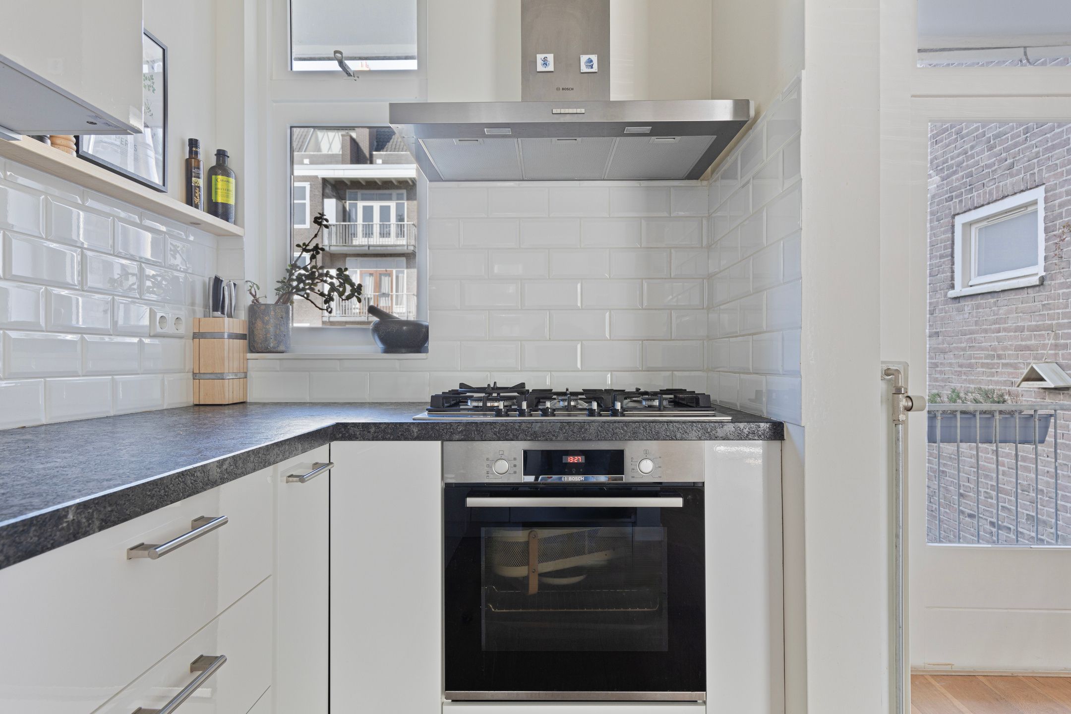 Photo 12 of Molenbeekstraat 12-1