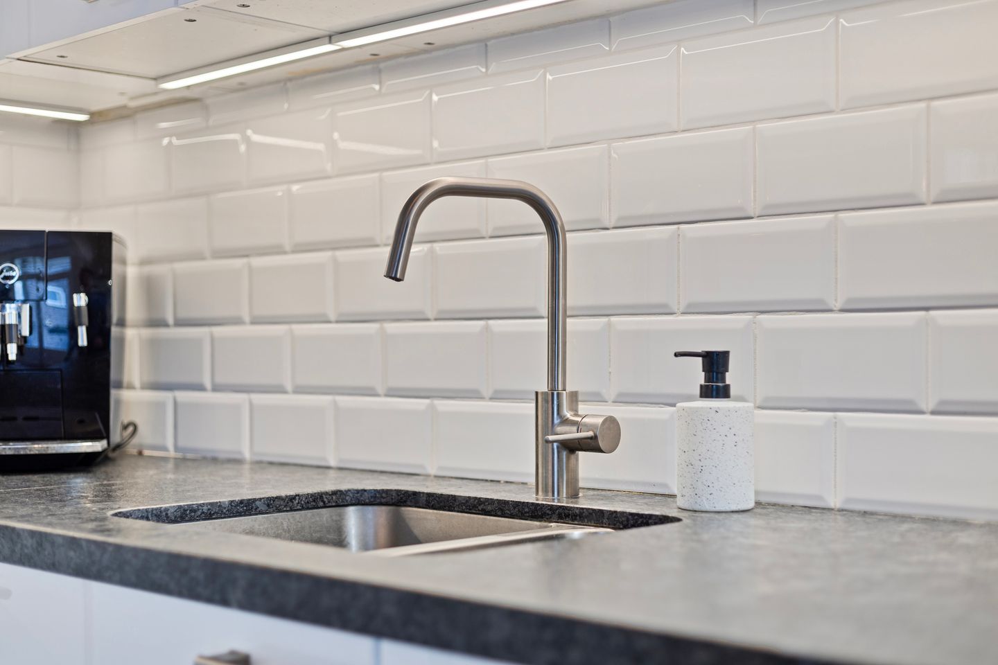 Photo 14 of Molenbeekstraat 12-1