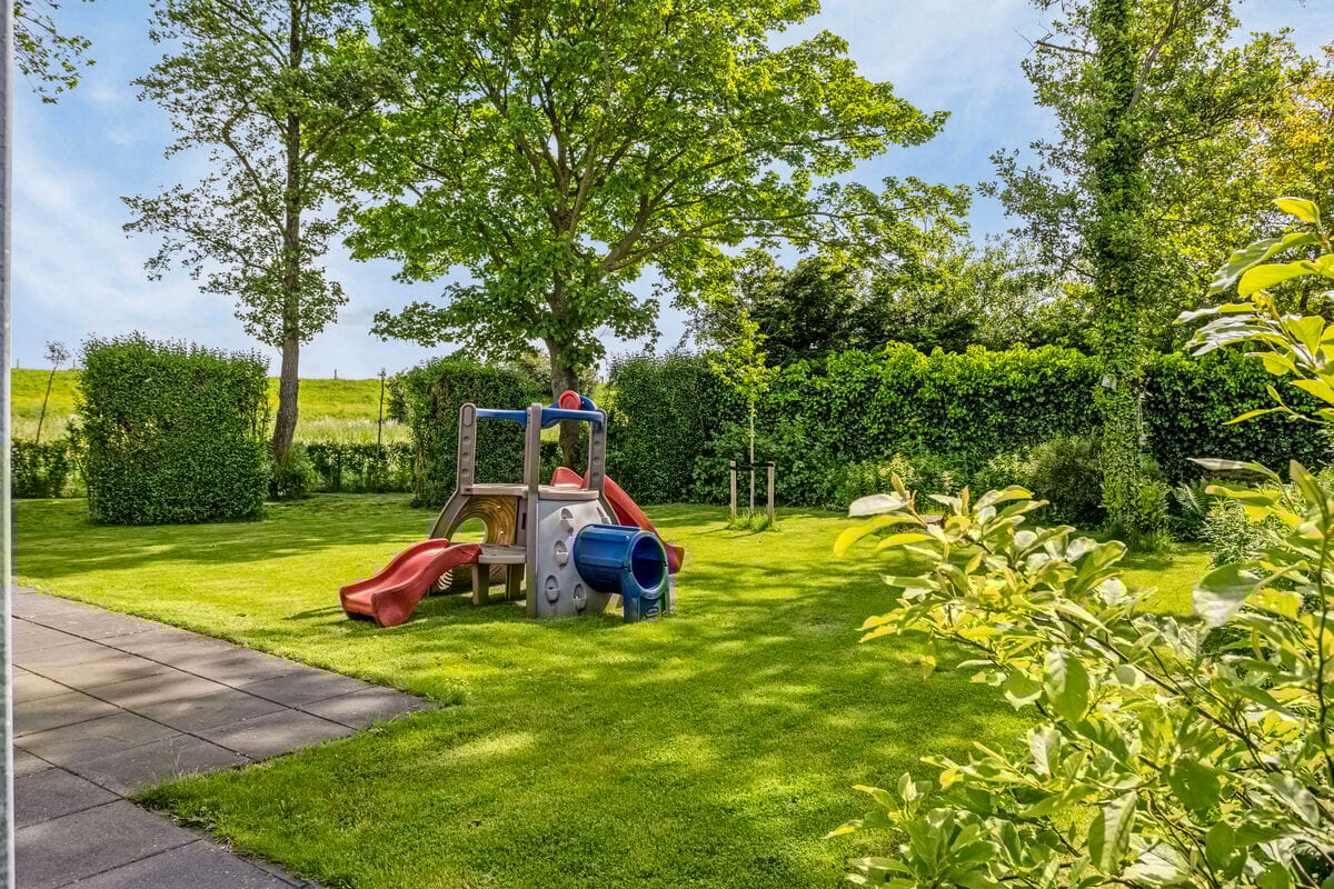 Photo 3 of Elzenlaan 3