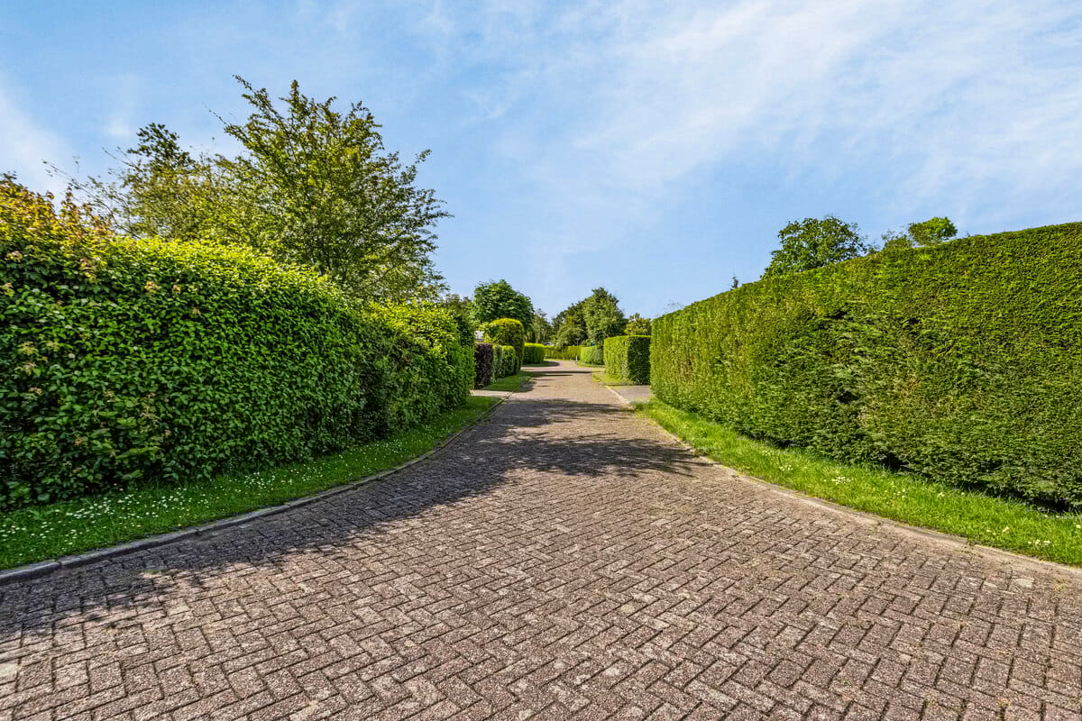 Photo 34 of Elzenlaan 3