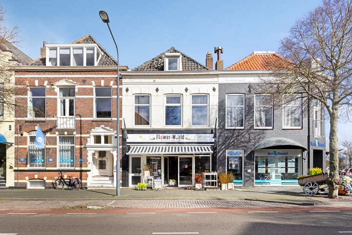 Badhuisstraat 18