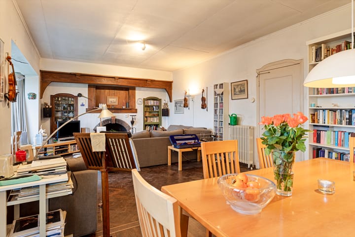 Foto 19 van Esdoornlaan 11