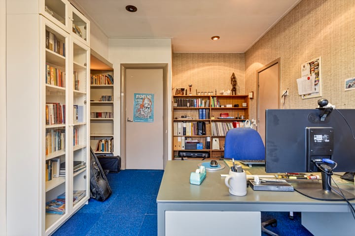 Foto 27 van Esdoornlaan 11