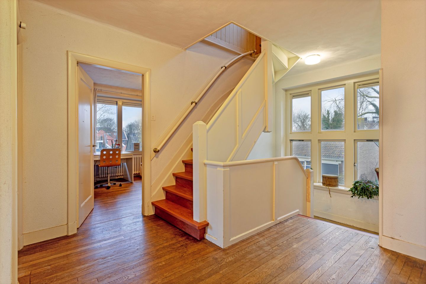 Foto 34 van Esdoornlaan 11