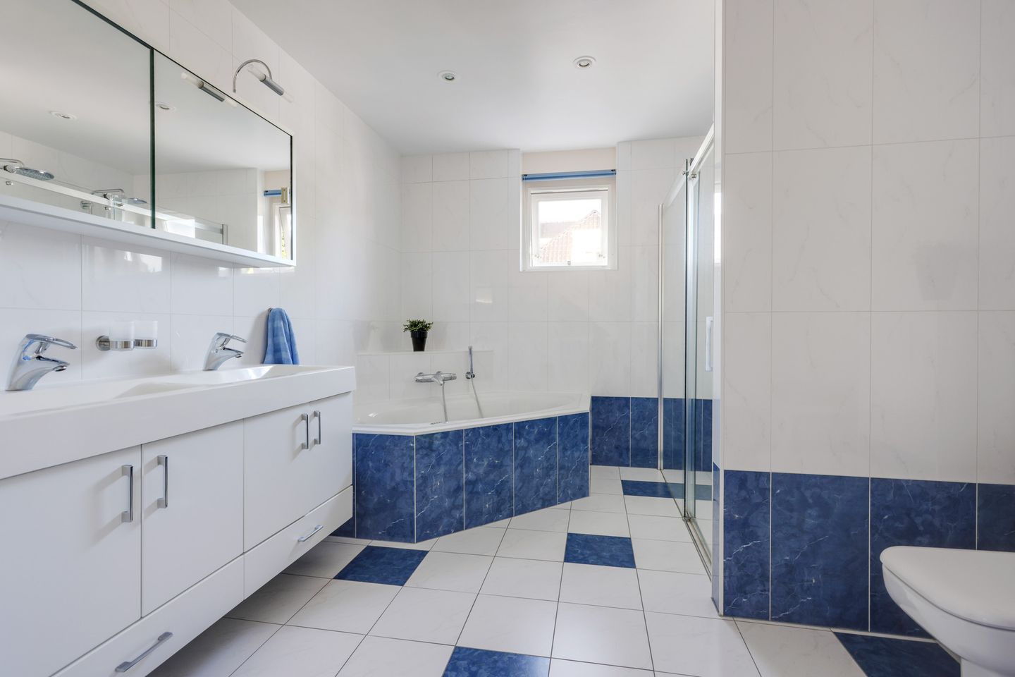 Foto 29 van Berg Enk 12