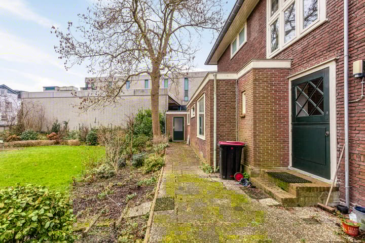 Foto 64 van Esdoornlaan 11