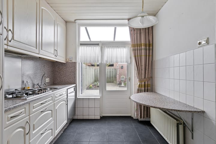 Foto 10 van Mgr. Dr. Th. Goossensstraat 52