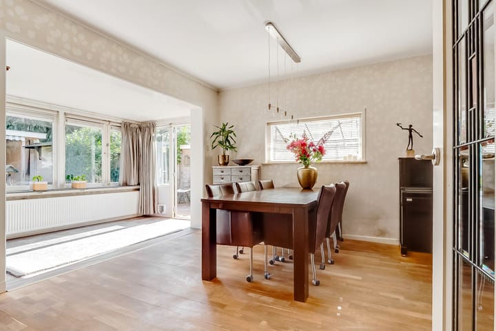 Foto 10 van Moerbeilaan 49