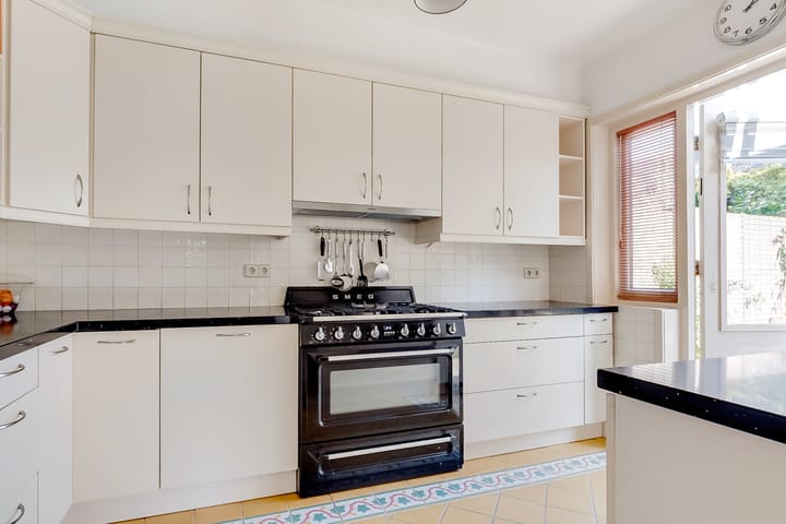 Foto 18 van Moerbeilaan 49