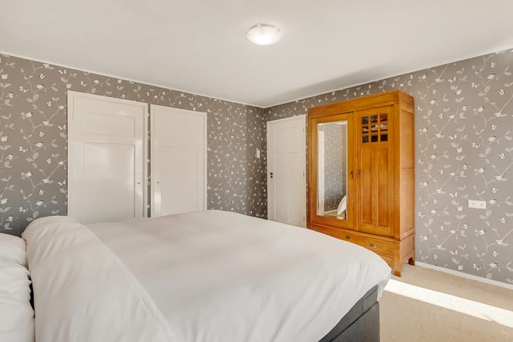 Foto 25 van Moerbeilaan 49