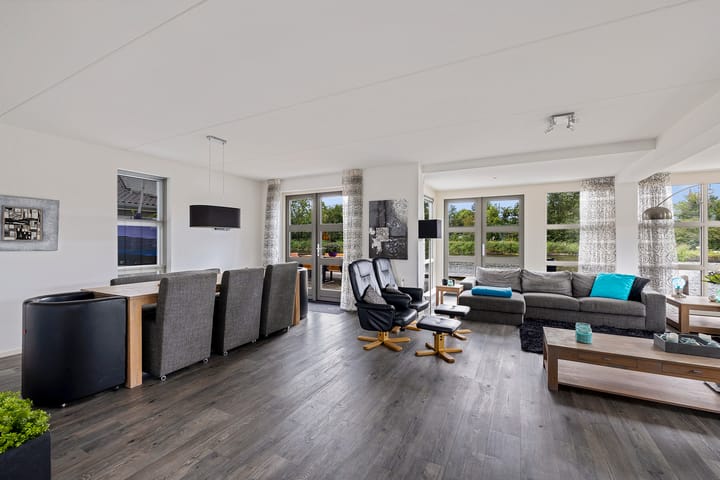 Vrijstaande woning te koop: De Potten 56, Offingawier