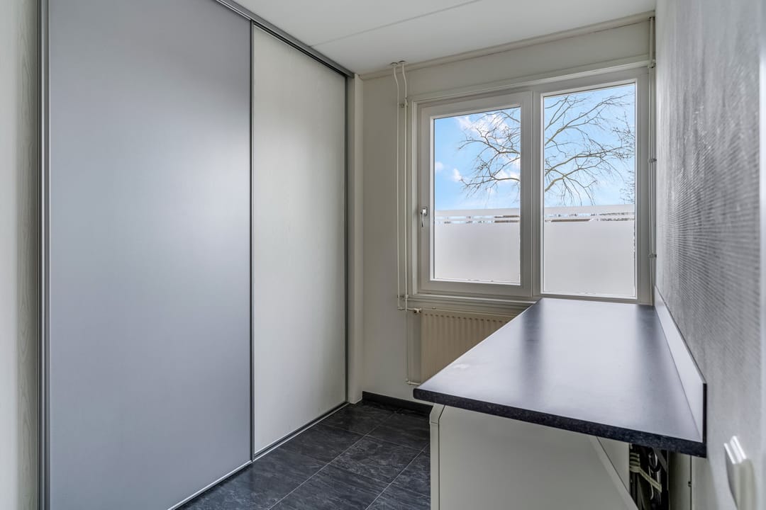 Photo 14 of Jan Vermeerstraat 85