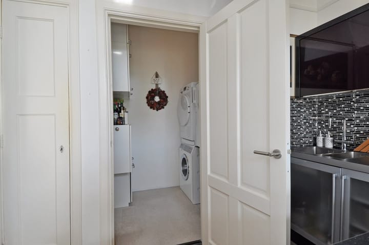 Photo 24 of Thorbeckelaan 128