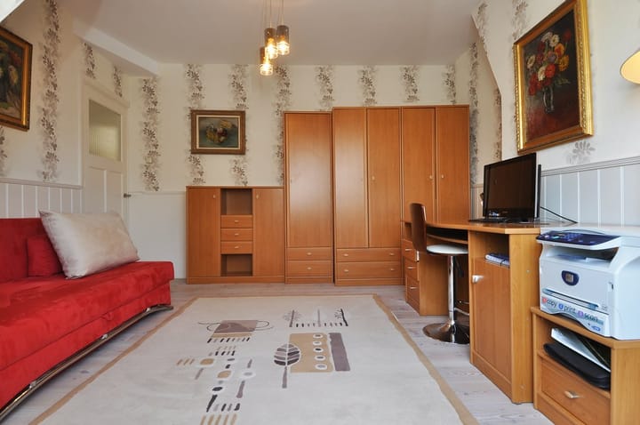 Photo 28 of Thorbeckelaan 128