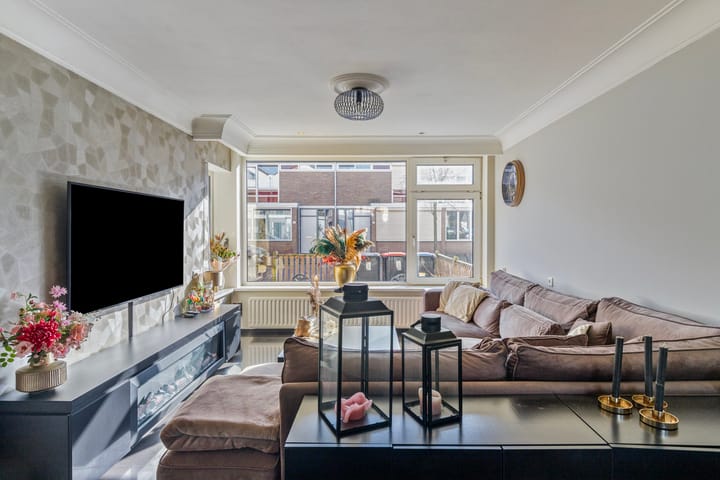 Foto 4 van Almstraat 4