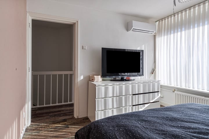 Foto 17 van Almstraat 4