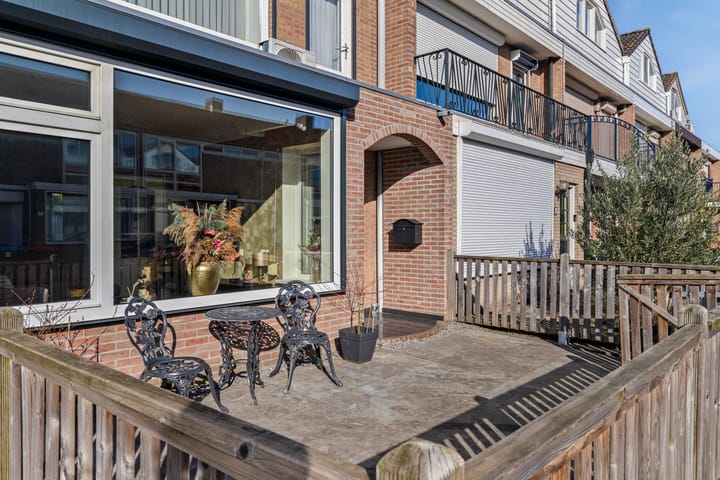 Foto 25 van Almstraat 4