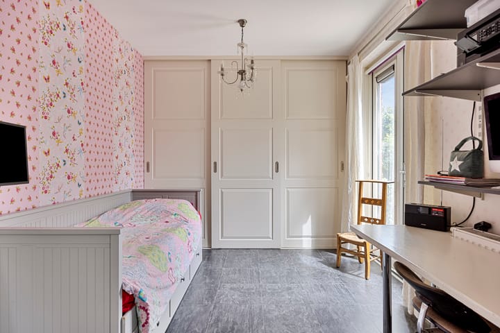 Photo 6 of Kerkallee 82-G