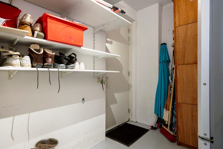 Photo 5 of Kerkallee 82-G