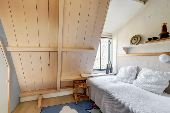 Foto 12 van Middenweg 15