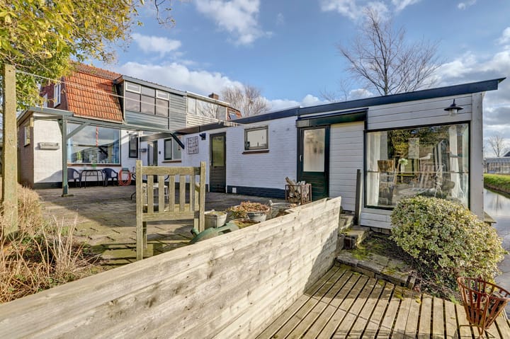 Foto 17 van Middenweg 15