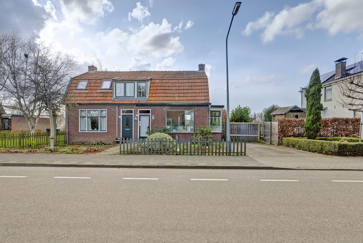 Foto 21 van Middenweg 15