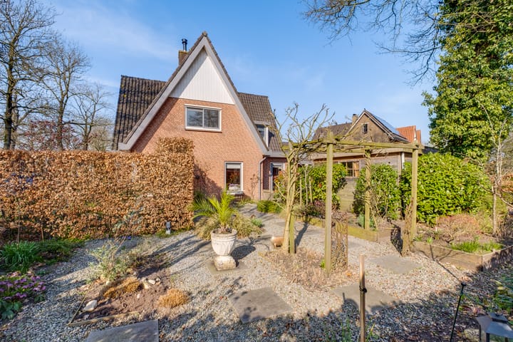 Foto 2 van Oosterbleek 37