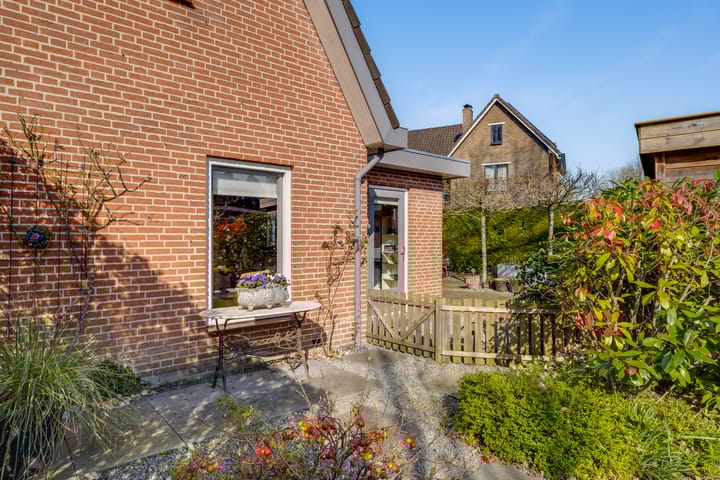 Foto 25 van Oosterbleek 37