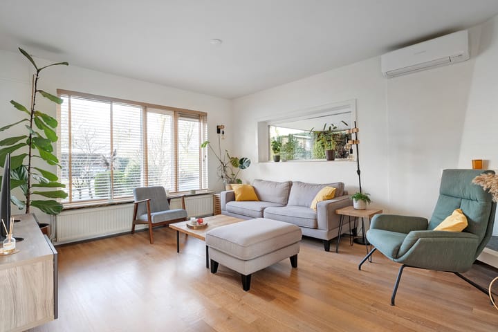 Foto 16 van Wijnruit 8