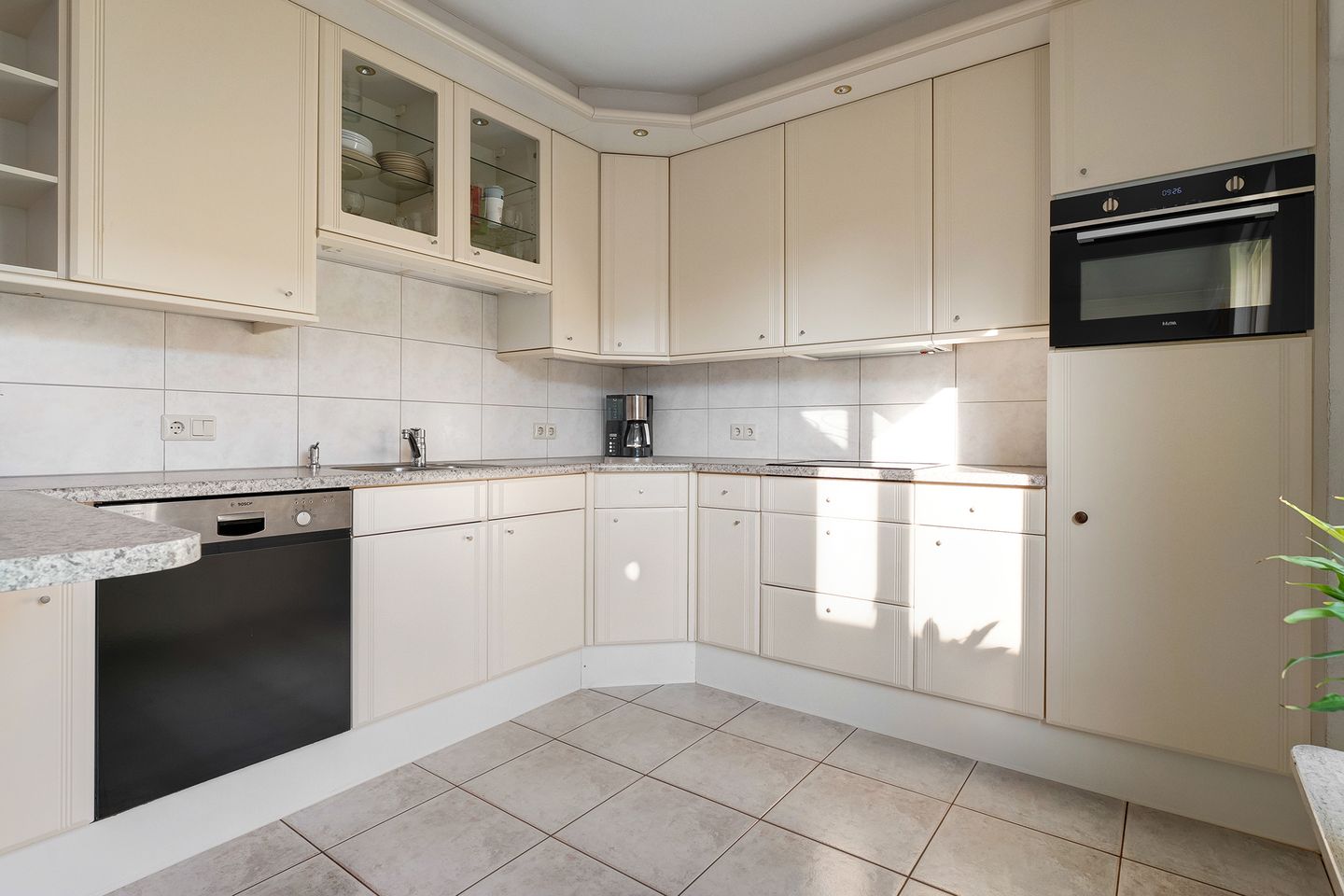 Photo 20 of Wijnruit 8