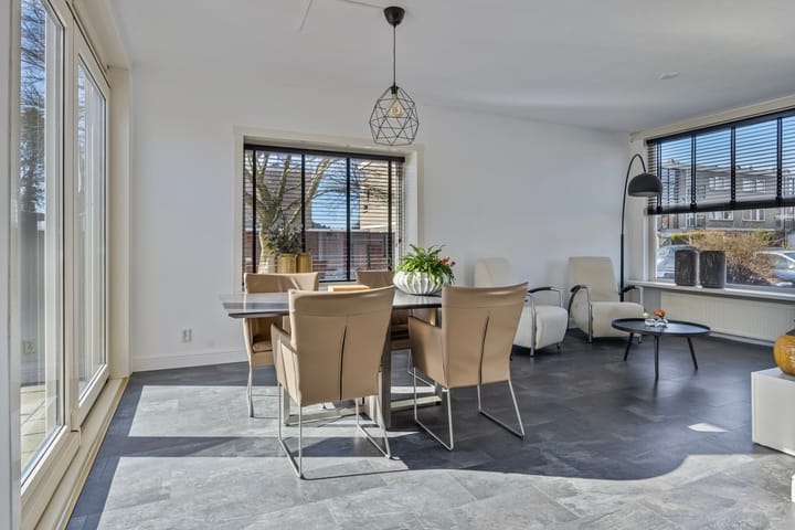 Photo 19 of Otto van Taverenstraat 53