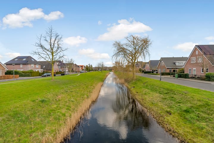 Foto 50 van Landfort 115