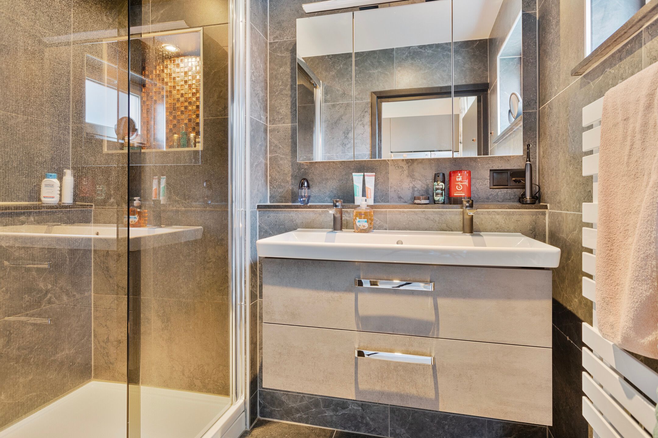 Photo 27 of Bakenbergseweg 7-1