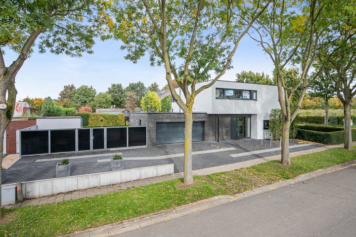 Photo 7 of Wagenlaan 31