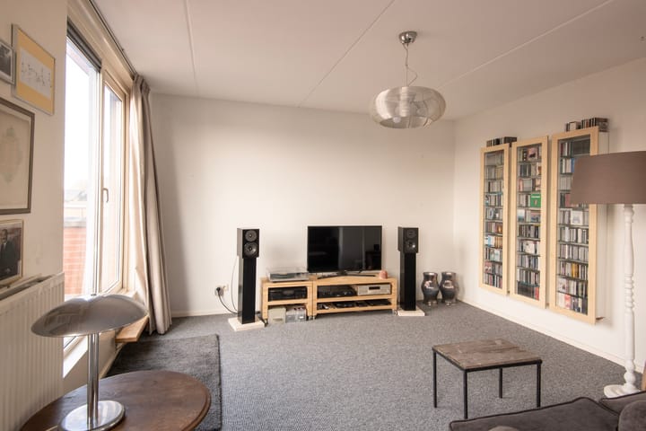 Foto 27 van Houttuinen-Oost 48