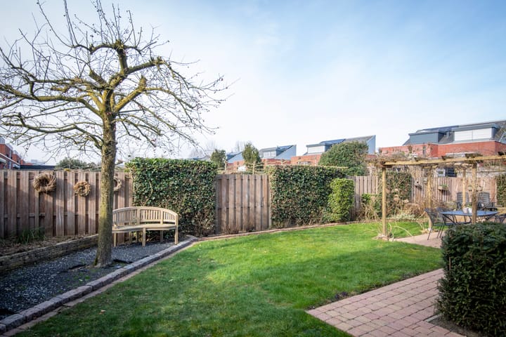 Foto 34 van Houttuinen-Oost 48