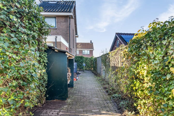 Foto 28 van Prins Bernhardstraat 1