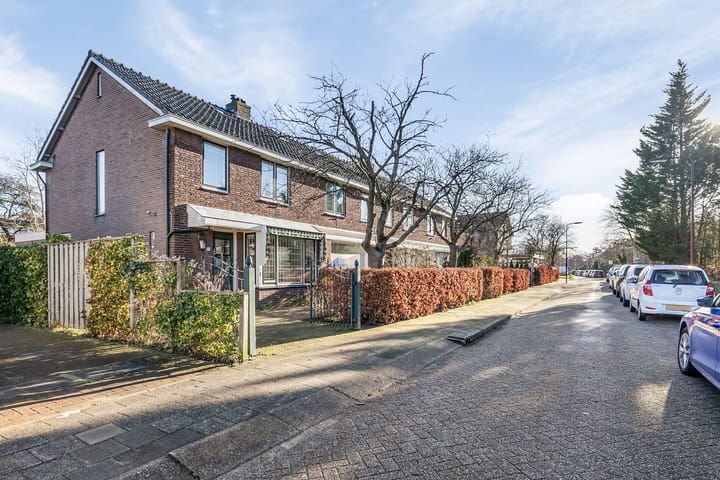 Foto 29 van Prins Bernhardstraat 1